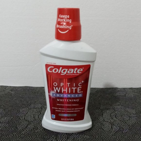 COLGATE TOOTHPASTE MOUTHWASH IRIS SPRING ORIGINAL BODY WASH - Picture 2 of 4